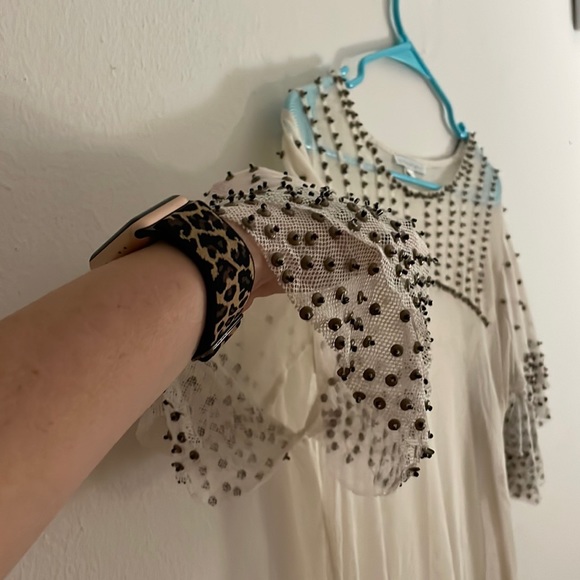 💕 SOLD Anthropologie White Mesh Top with Metal Beading - Picture 4 of 9